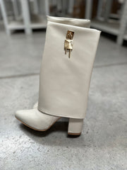 Valle Padlock Boots White