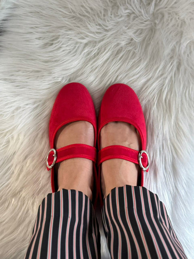 Baltimore Strap Red Flats