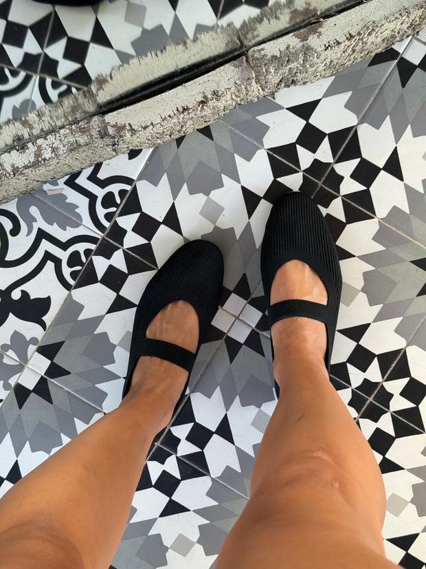 Mafalda Black Flats