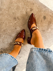 Mia Heels con cinto Tacón mini Vino