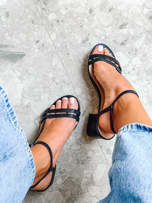 Mona Heels Negro