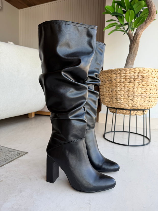 Greta Black Boots tacón ancho