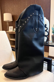 Long Hood Black studs Boots
