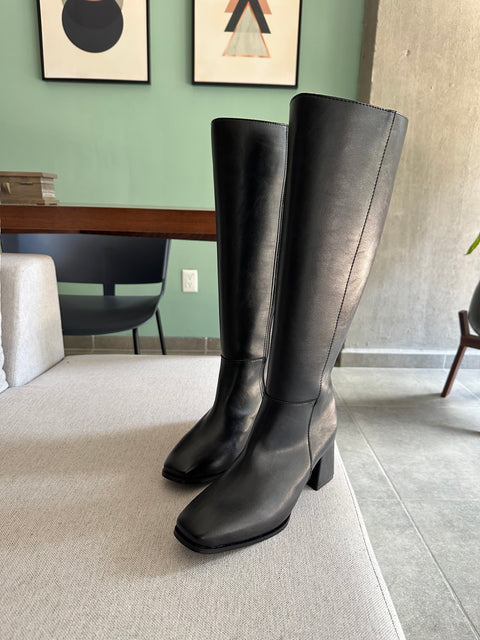 Lake Black Boots