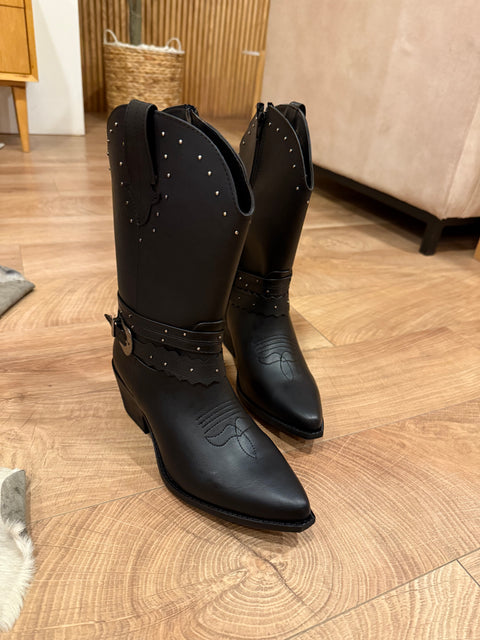 Silverton Black Boots