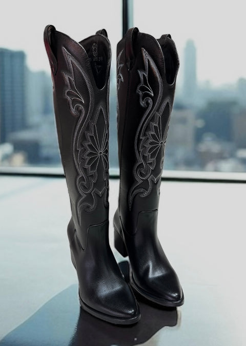 Dutton Black Boots