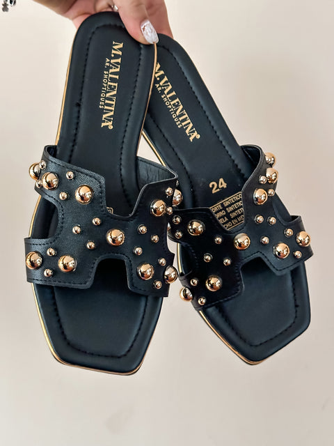 Hera Crown Pearl Black Sandals