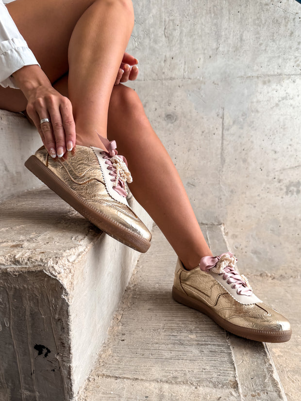 Zebra Charming Gold Sneakers