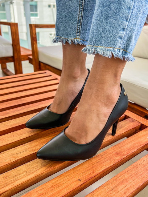 Kicker Heels Black