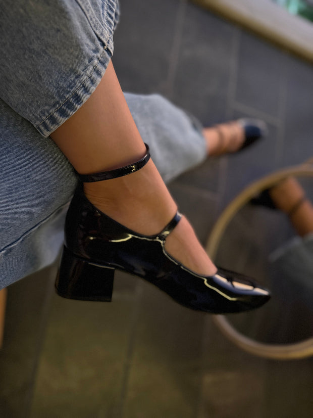 Helena Black Tacón Mini