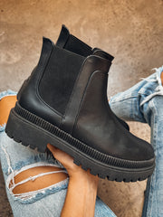 Harlem Simple Black Boots