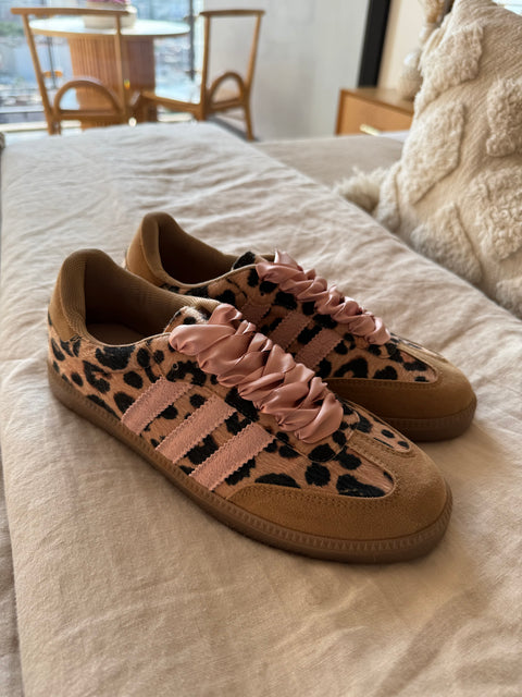 Sporty Leopard Sneakers Pink Laces