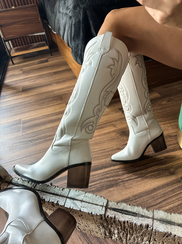 Dutton Ivory Boots