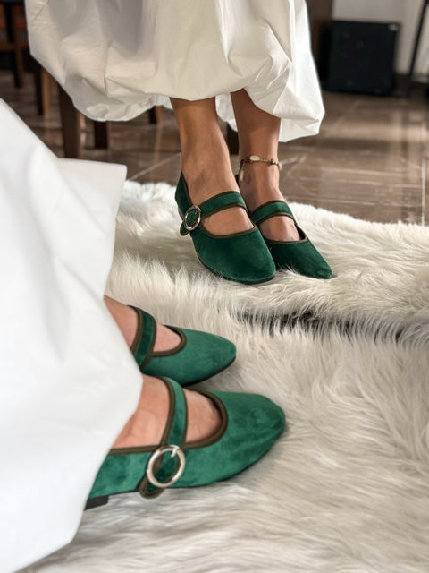 Baltimore Strap Bright Green Flats