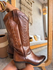 Eagle Studs Boots Camel