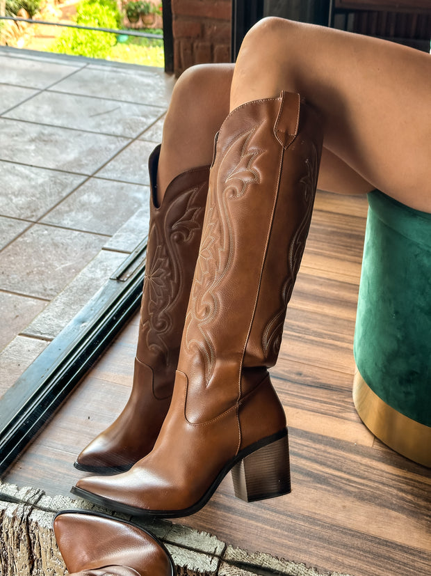Dutton Camel Boots