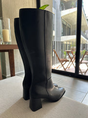 Lake Black Boots