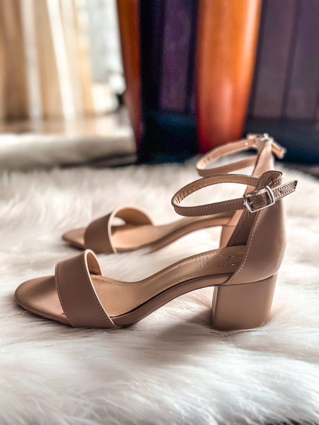 New Kicker Ancle Nude Heels