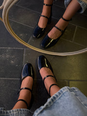 Helena Black Tacón Mini