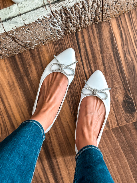 Paris Shiny Knot White Flats