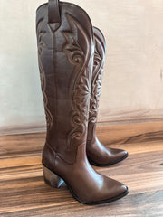 Dutton Chocolate Boots