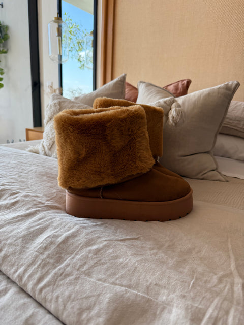 Alaska Camel Boots