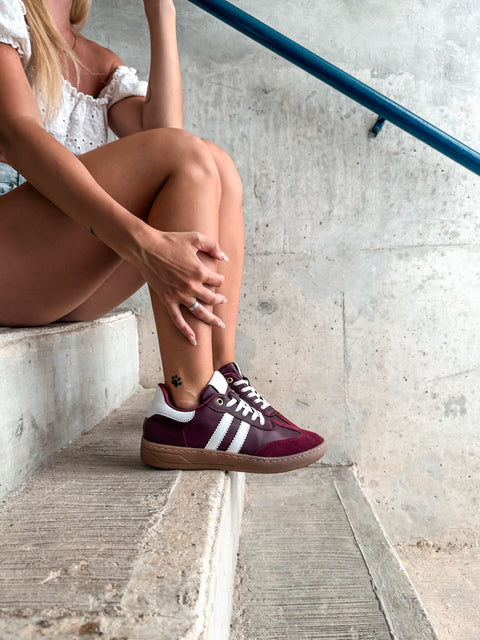 Sporty Valentina Burgundy Sneakers