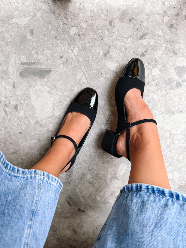 Zoe Heels Black