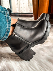 Tucson Zipper Black Boots