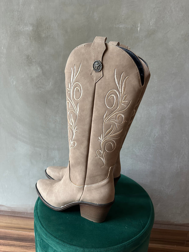 Antigua Boots Bordado flores Beige