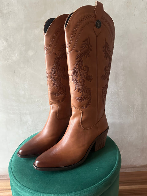 Antigua Boots Bordado flores Camel