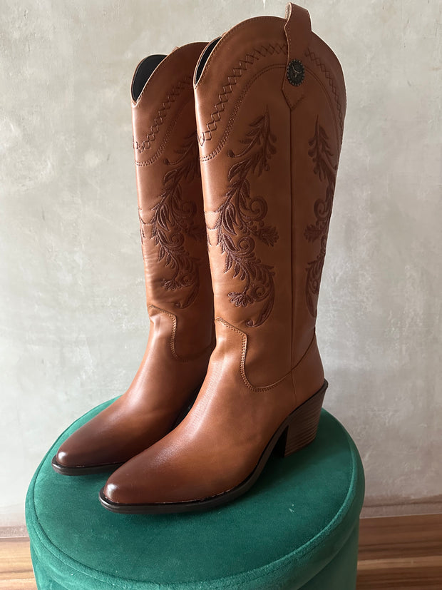 Antigua Boots Bordado flores Camel
