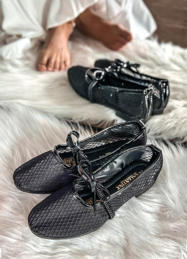 Roby Flats Lace Black