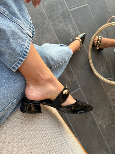 Mia Heels con cinto Tacón mini Negro