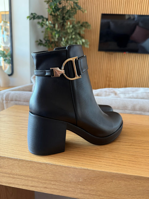 Sevilla Negro Tipo Piel Boots