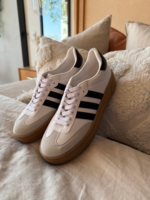 Milan White Clásicos Sneakers