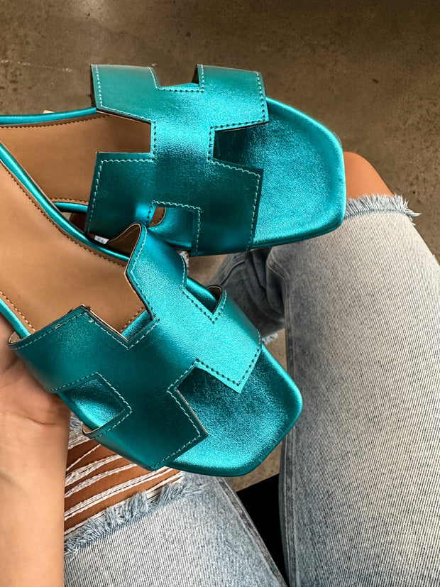 Hera Soft Metallic Blue Sandals