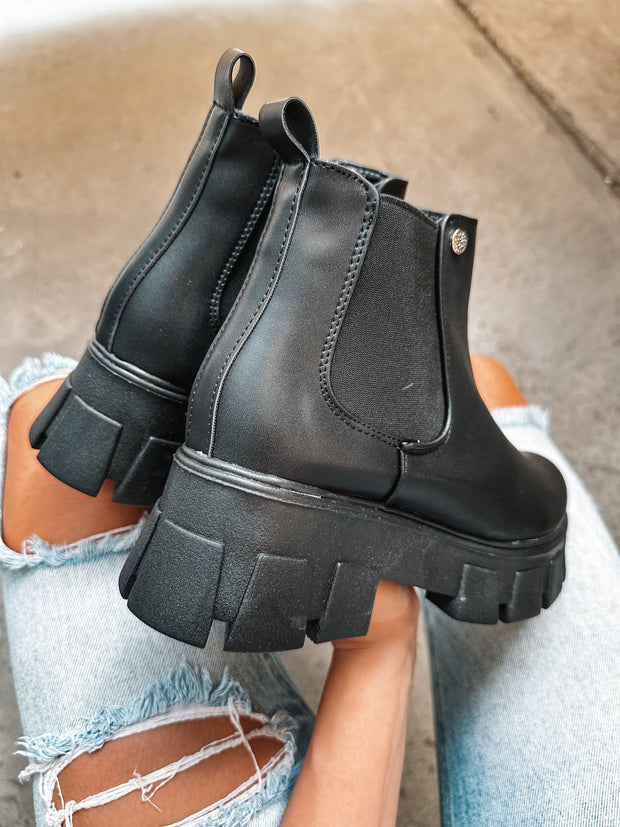 Harlem Chunky Black Boots