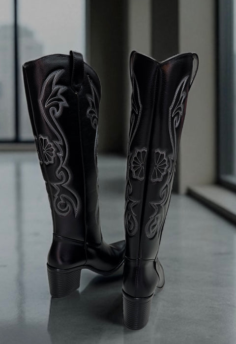 Dutton Black Boots