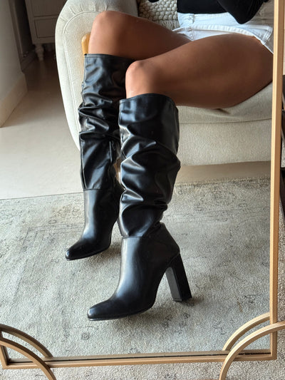 Greta Black Boots tacón ancho