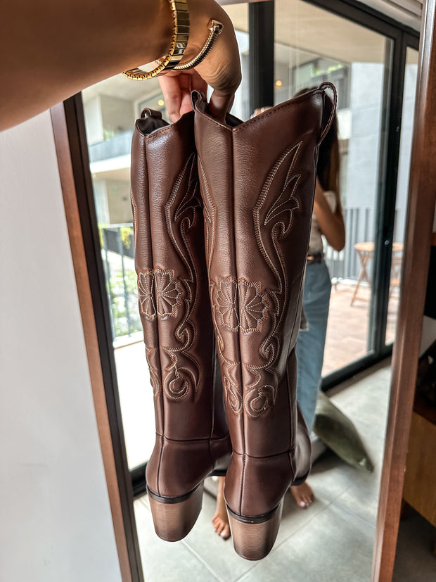Dutton Chocolate Boots