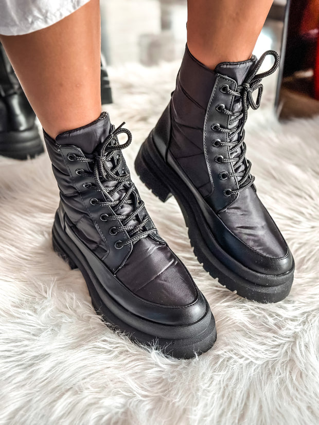 Sahara Black Boots