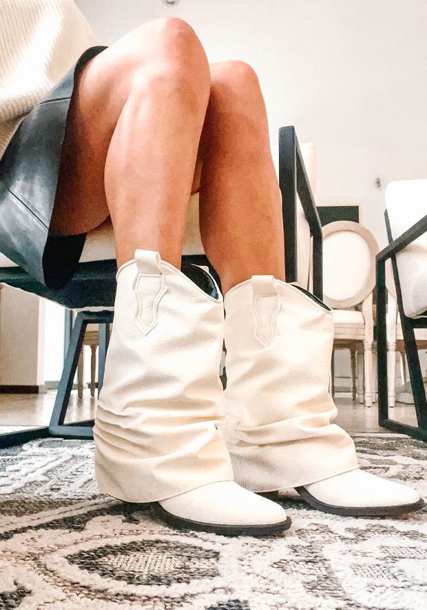 Old Hood Ivory Boots