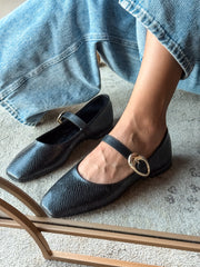Grace flats Black Snake