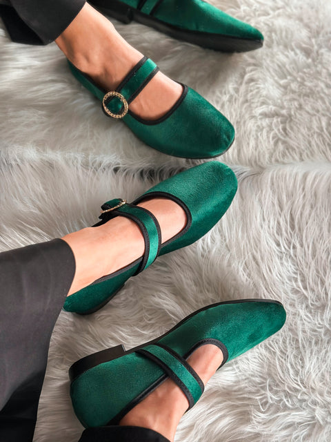 Baltimore Strap Green & Black Flats