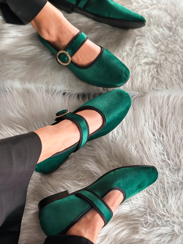 Baltimore Strap Green & Black Flats