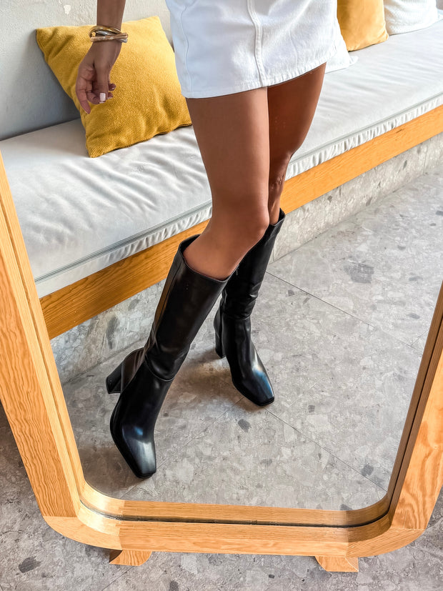 Laguna Black Boots