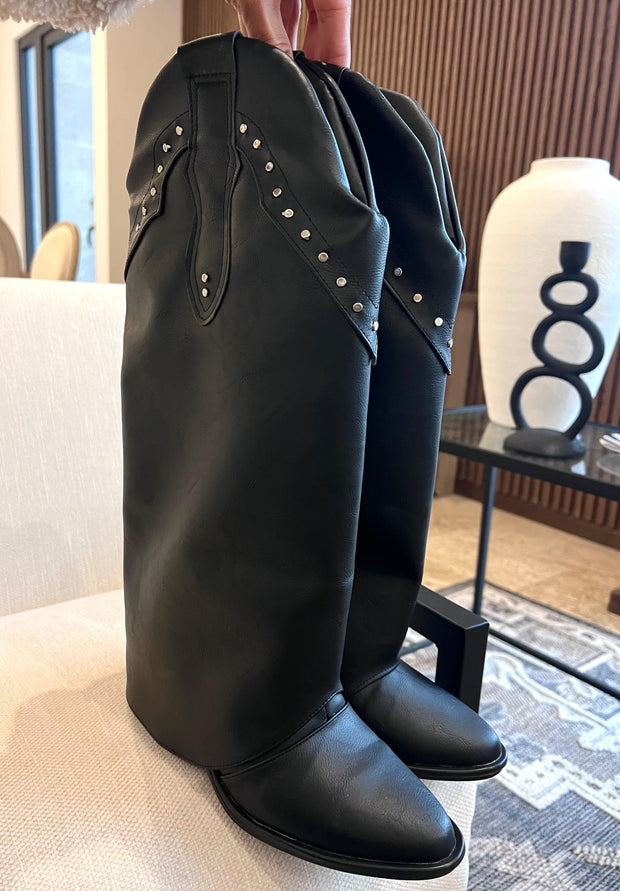 Long Hood Black studs Boots