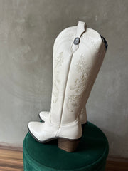Antigua Boots Bordado flores Ivory