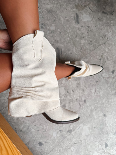 Old Hood Ivory Boots